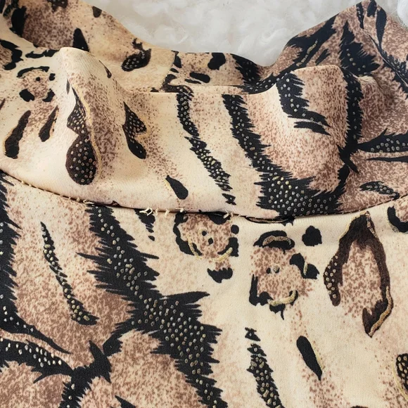 Leopard Print Bodysuit - Picture 4 of 4